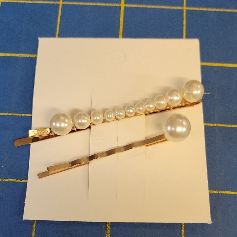Set Of 2 Gold Tone Pearl Hair Barrettes